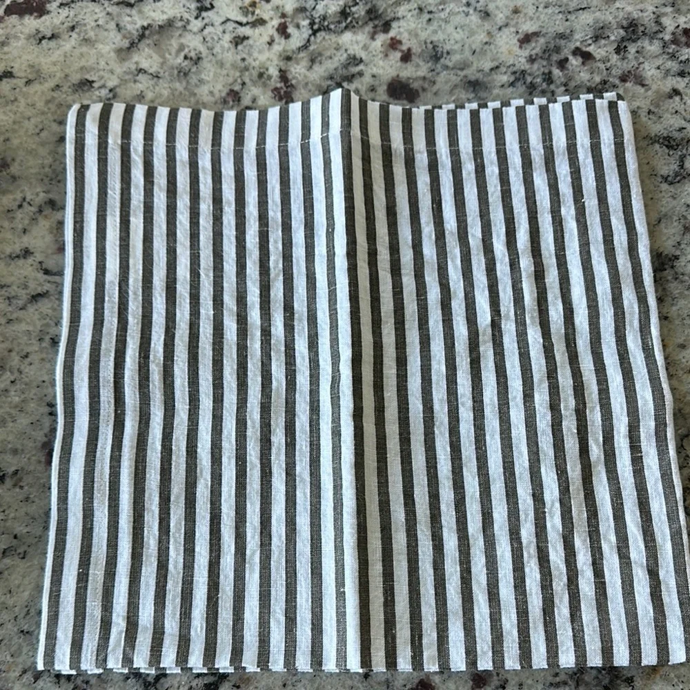 Crate and Barrel Gray and White Liam Striped Napkins Set (12)